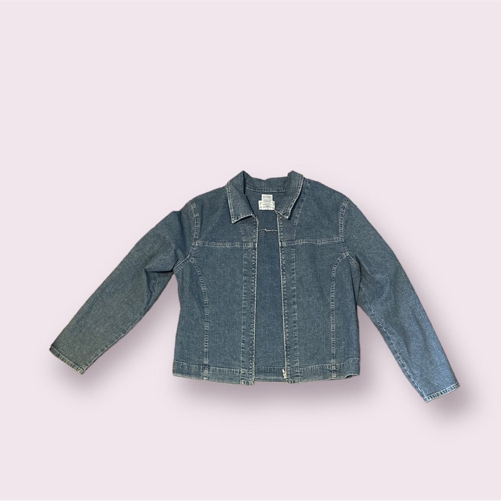 Women’s Large Zip-up Denim Jacket